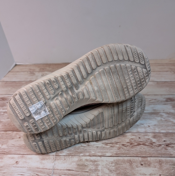 Skechers Ladies UltraFlex Bungee Slip On Sneaker Tennis Shoes Mauve Women's 6.5 - Picture 10 of 16